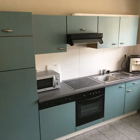 Apartment Box 186